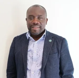 Dr Victor Aiyedun